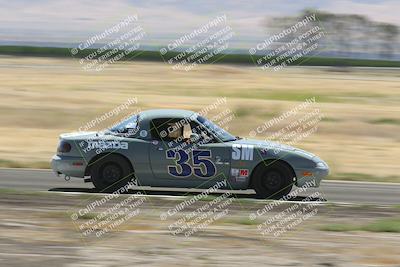 media/Jun-01-2024-CalClub SCCA (Sat) [[0aa0dc4a91]]/Group 3/Race/